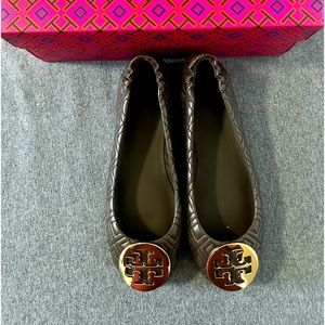 Brand New Tory Burch Ballet Flats sz 5.5